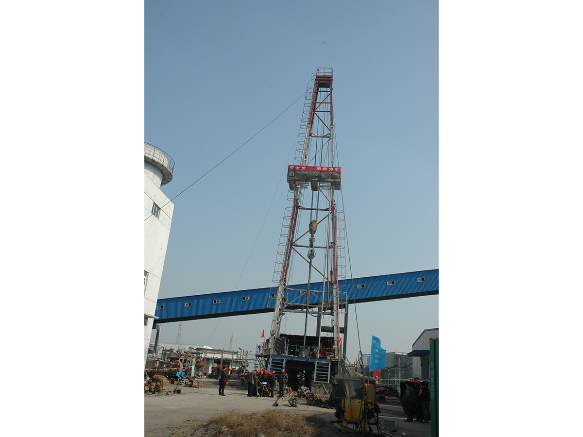 袁店一矿瓦斯抽放钻孔