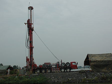 车载钻机施工瓦斯抽排孔工程