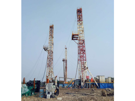 朱仙庄矿“五含”地面直通式疏降孔工程