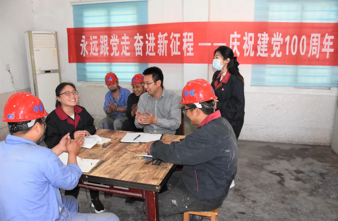 ad9221018a4c0ee1bb830b71e51b3276