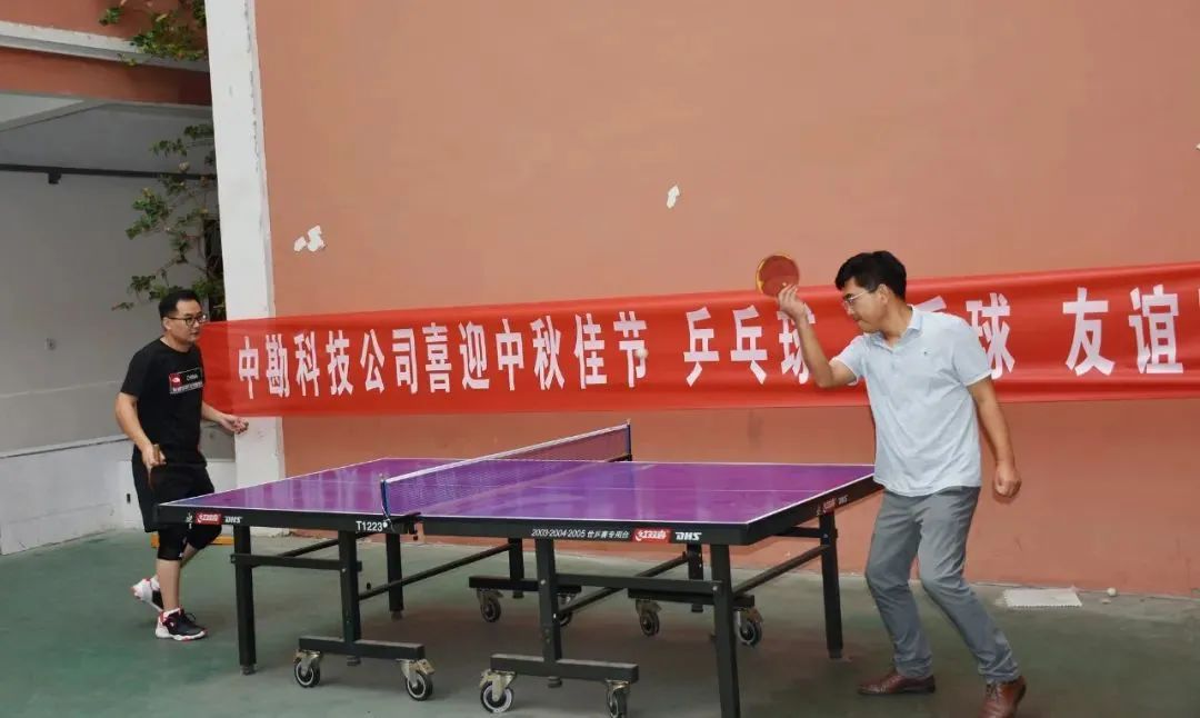 9b4d99cd93887517e7d8f254fe912b7d