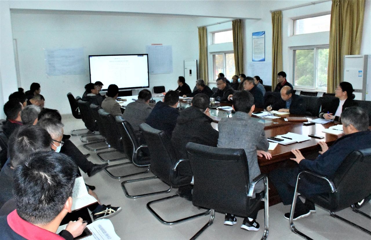 9dff0a85b06e181df44746716ef0b62d