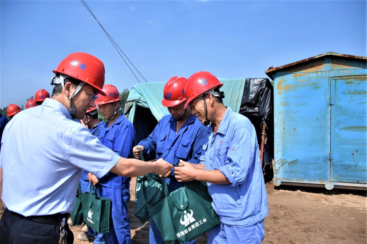 0d96392468417b5b652c33c647d8e44e