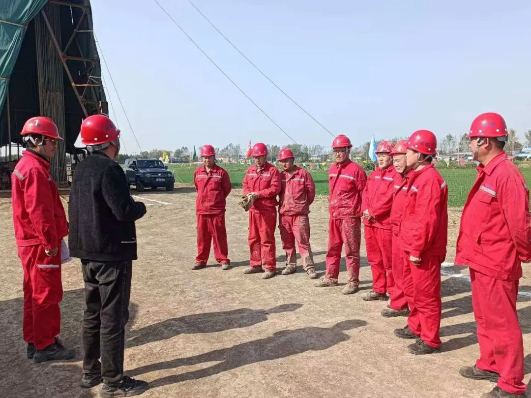 2199b133d9d347976ac3dda2d6a3523f 2199b133d9d347976ac3dda2d6a3523f